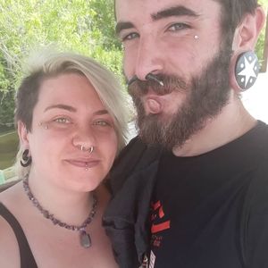 Meet your Posher, Caitlin